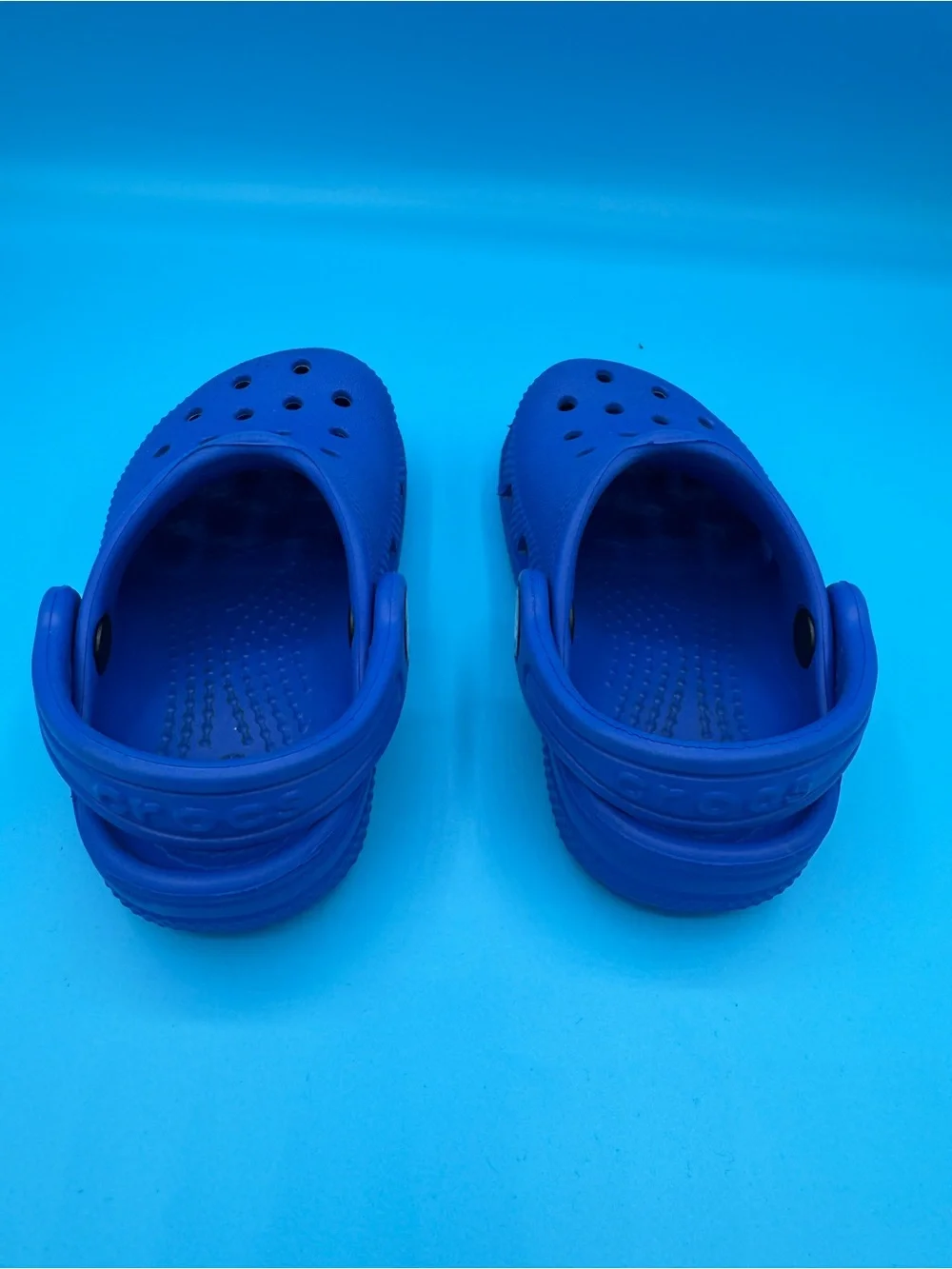 CROCS Kids Classic Clog in Bright Blue